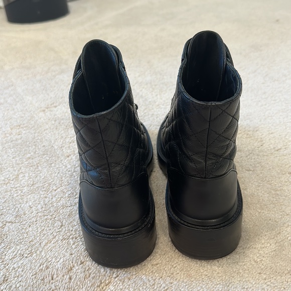 Chanel Brave Boots 20A black size 38 full set - Picture 7 of 9